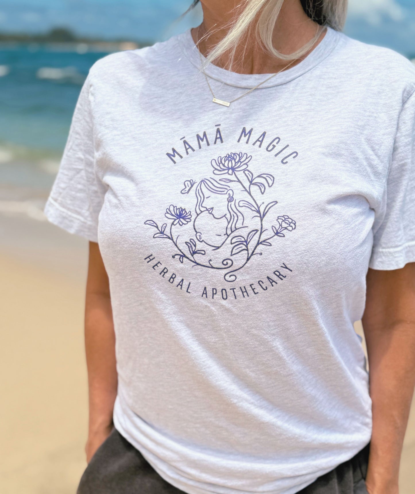 Māmā Magic Apothecary Tee - Design 1